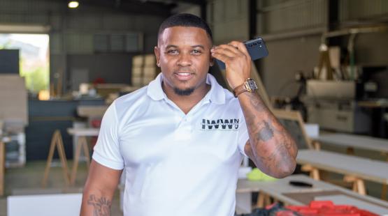 Success story: Eldrich Antersyn and Intelligent Wood Works