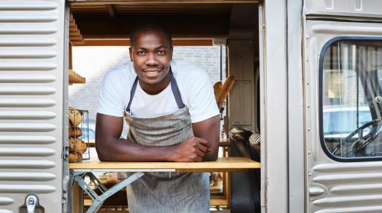 The top 5 tips to turn your side hustle into a full-time business  